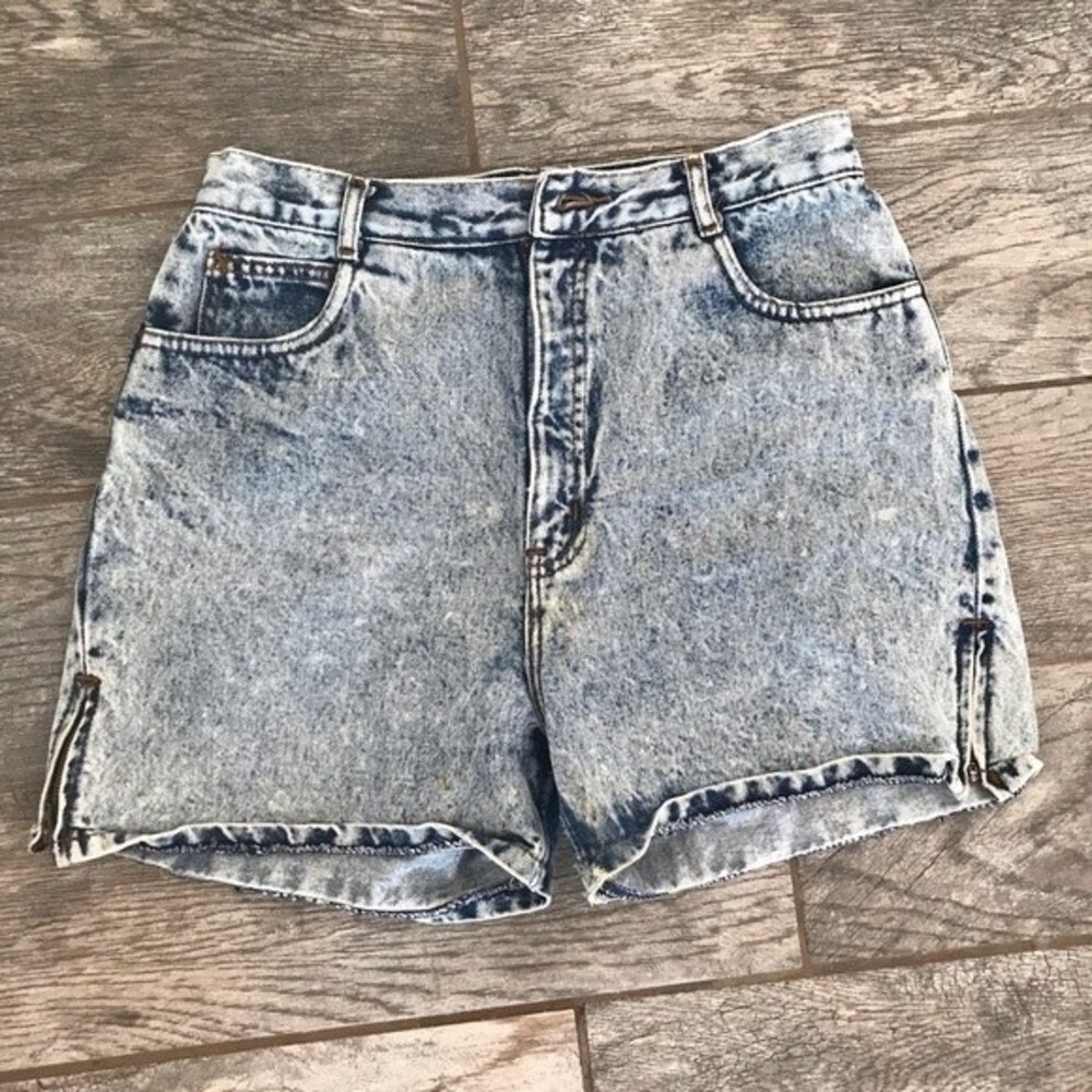 Vintage Acid Wash High Waisted Mom Jeans